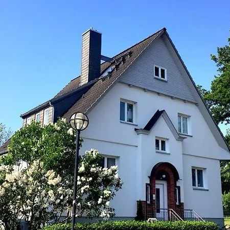 Bootshaus/ Holzdeck Апартаменты *