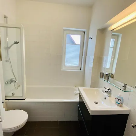 Bootshaus/ Holzdeck Apartment