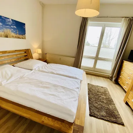 Bootshaus/ Holzdeck Apartment *