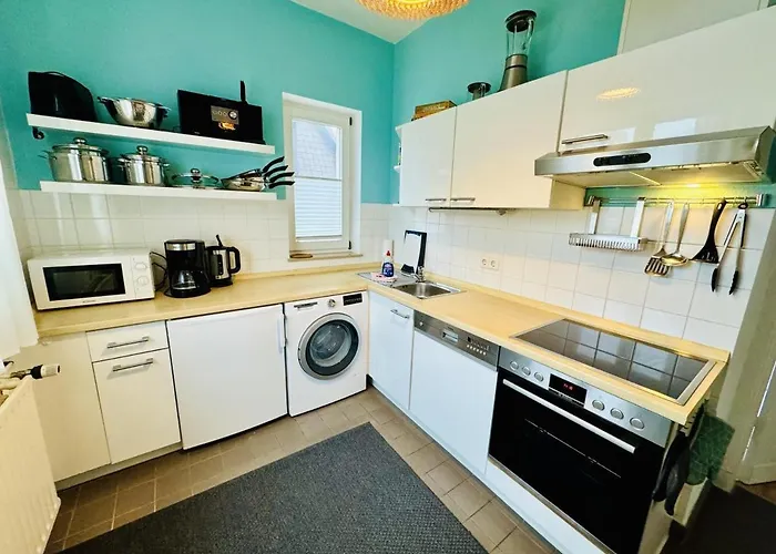 Bootshaus/ Holzdeck *